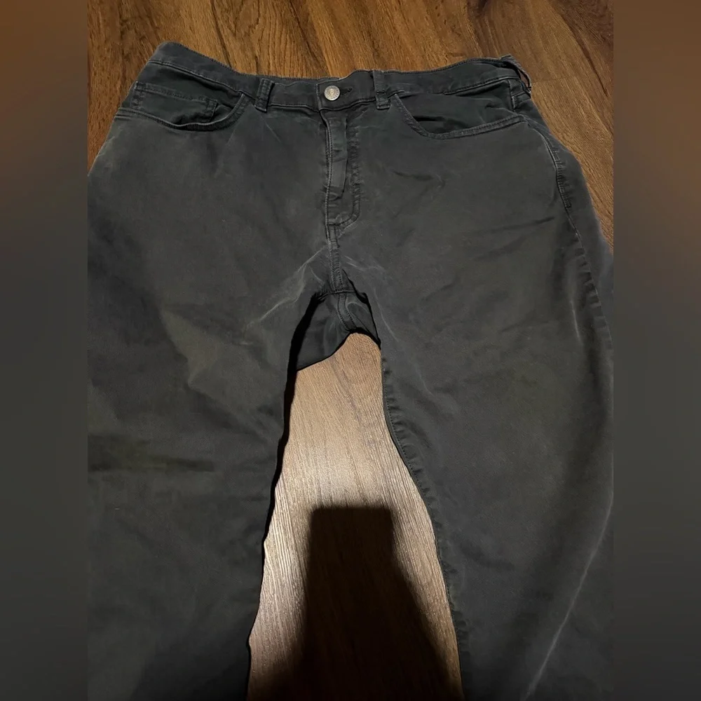 Flint and Tinder • 5 Pocket Pants 365 5-Pocket Pant Bestseller $110 chino casual